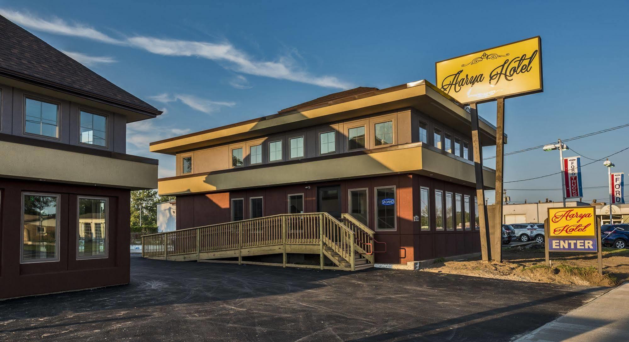 Aarya Hotel By Niagara Fashion Outlets Niagara Falls Exterior photo